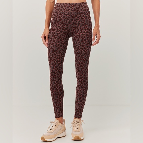 NWT PACT Pureactive Pocket Legging in Chocolate Leopard ~ Small - Picture 2 of 11